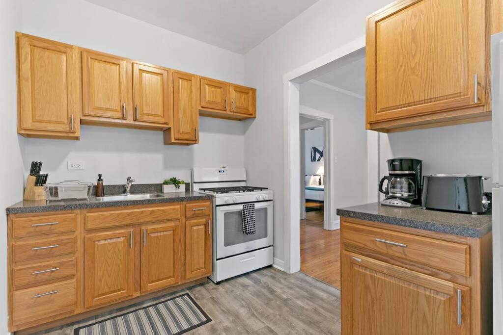 Well-Furnished 1Br Apt In Popular Spot - Belmont J3 Chicago Esterno foto